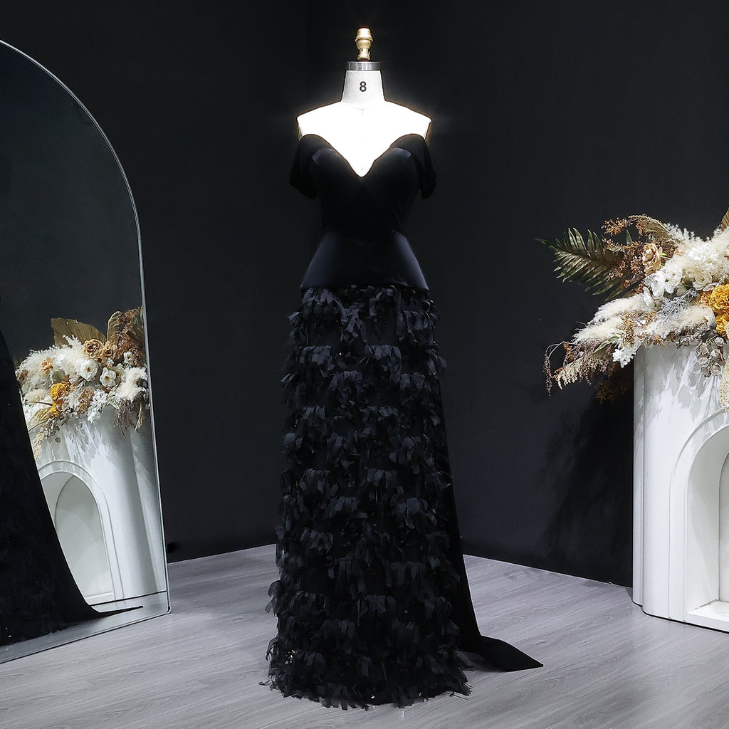 Luxury Black Sweetheart Neck Mesh Strips Evening Dress SF547