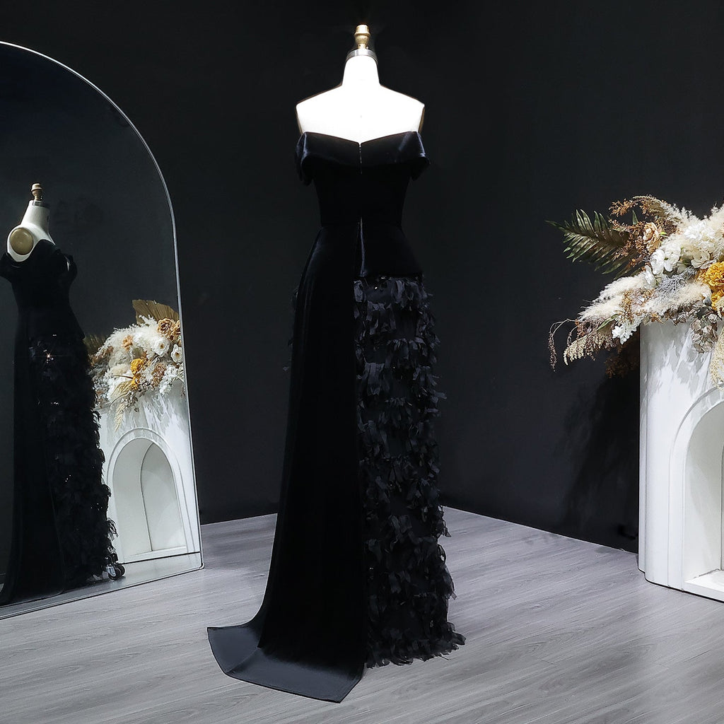 Luxury Black Sweetheart Neck Mesh Strips Evening Dress SF547