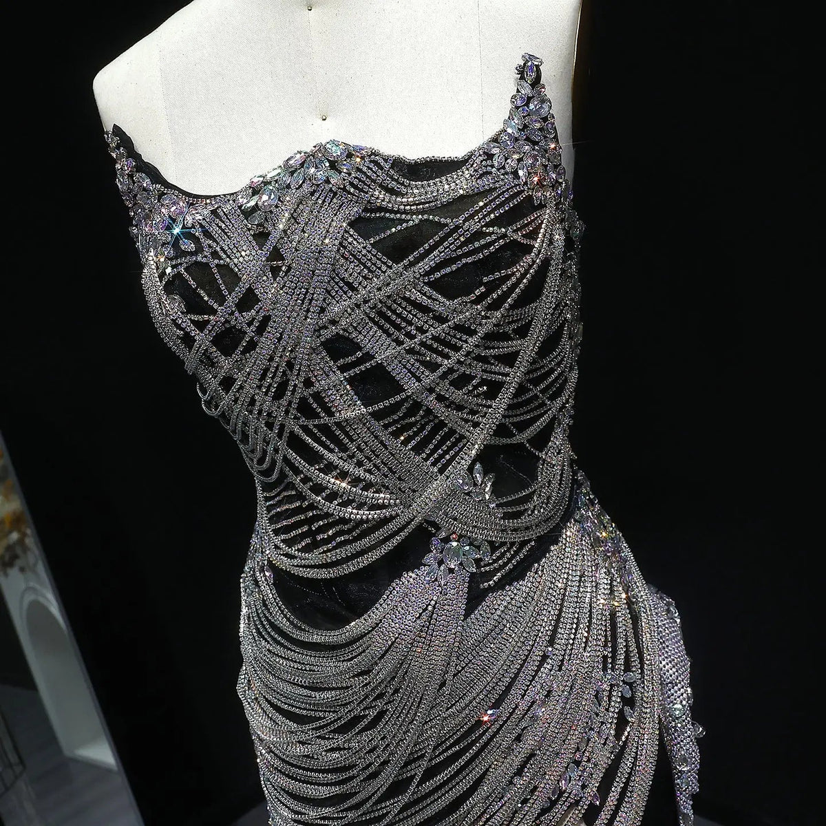Luxury Crystal Tassels Strapless Short Homecoming Dress RM012