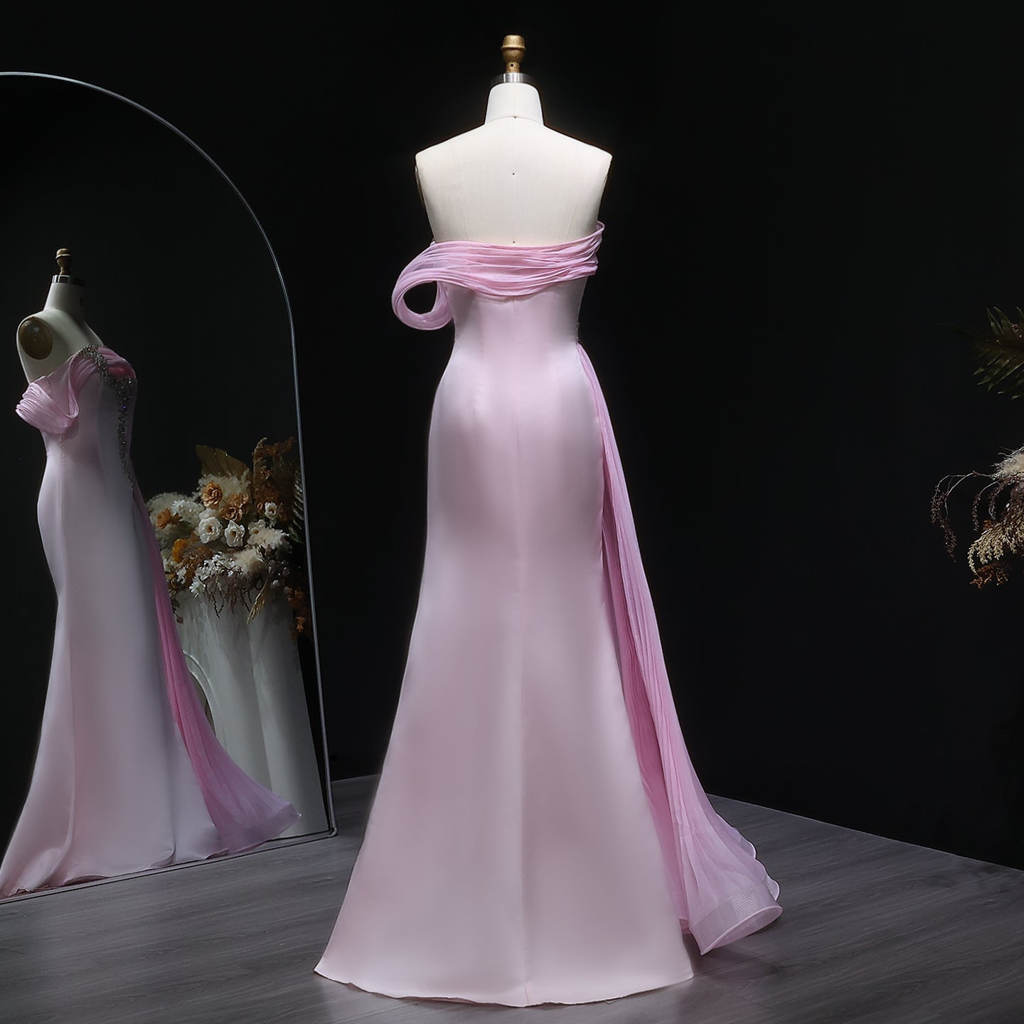 Luxury Light Pink Beaded Fitted Evening Dress with Overskirt SF501
