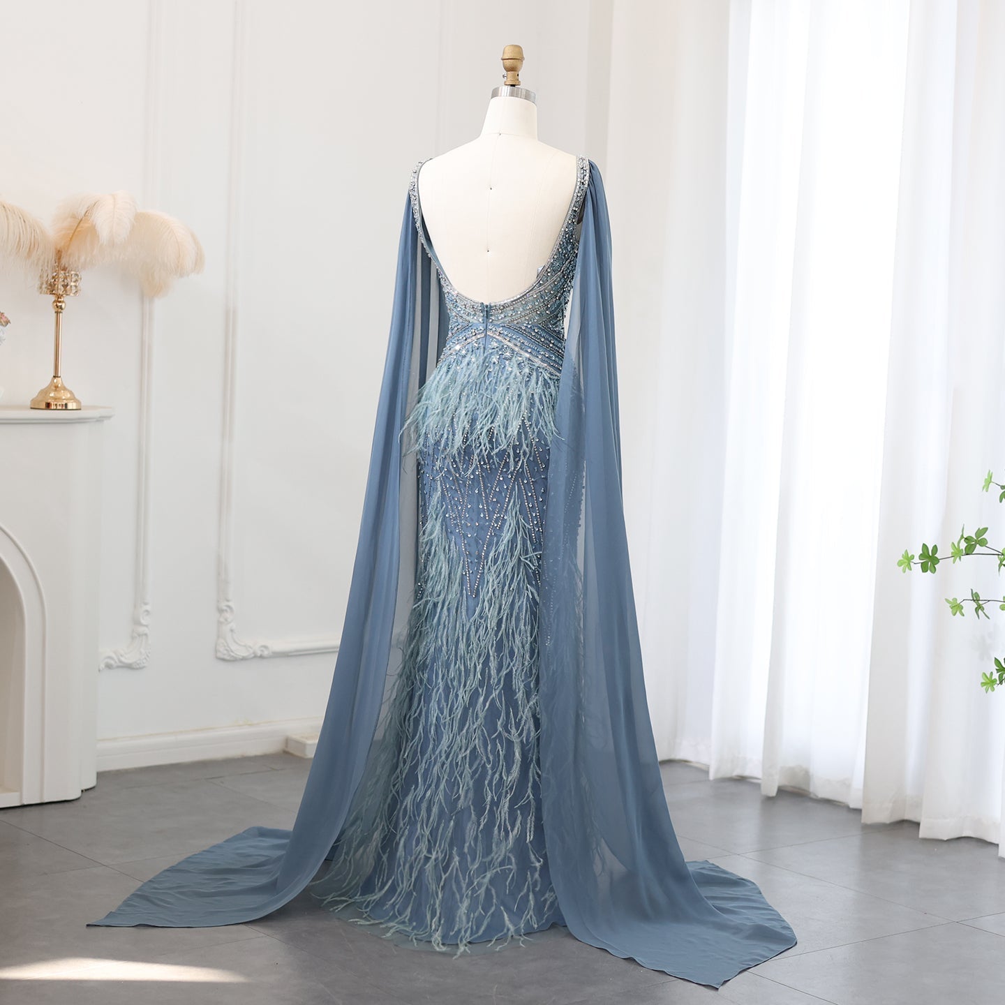 Luxury Feathers Blue Mermaid Evening Dress with Cape Sleeves SS027