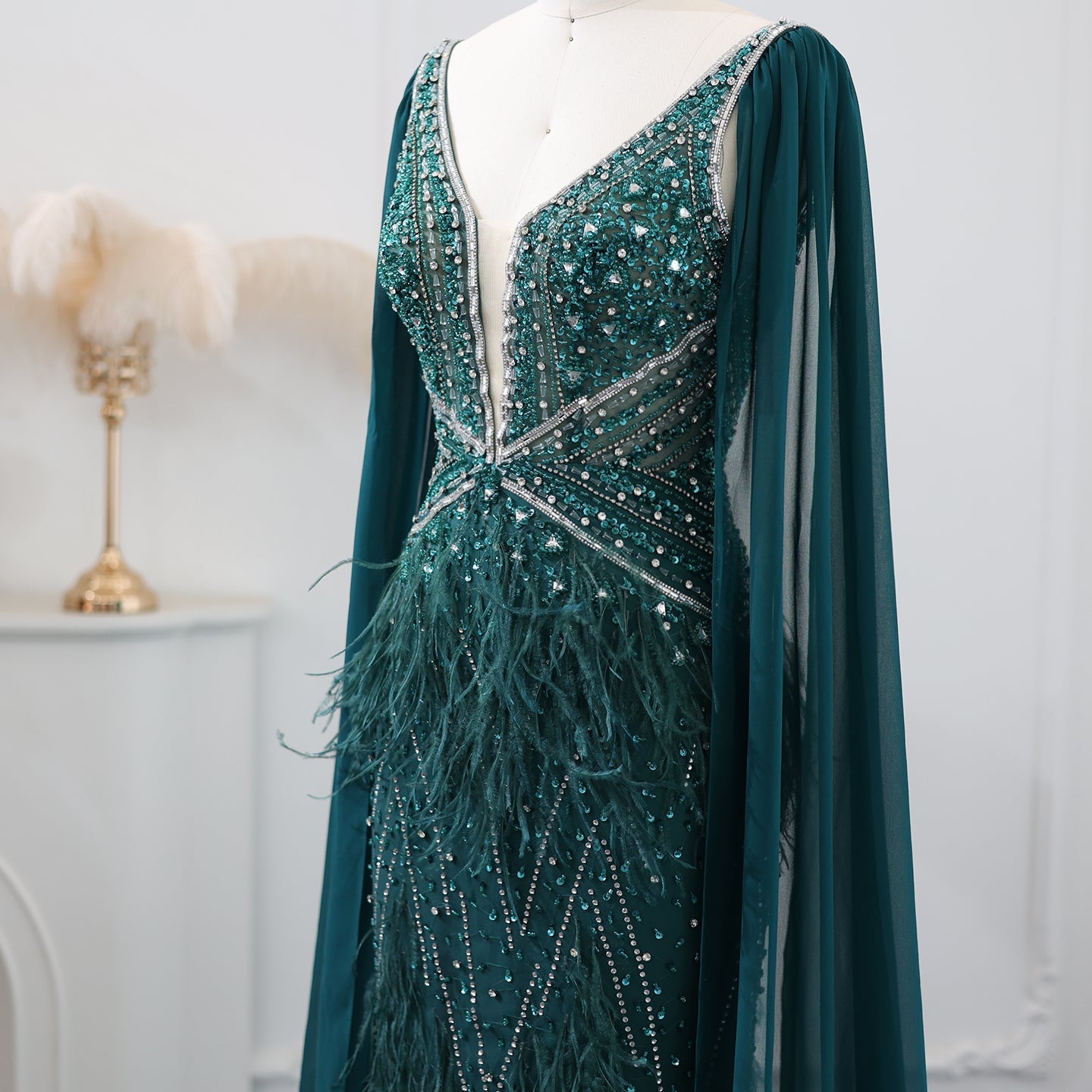 Luxury Feathers Blue Mermaid Evening Dress with Cape Sleeves SS027