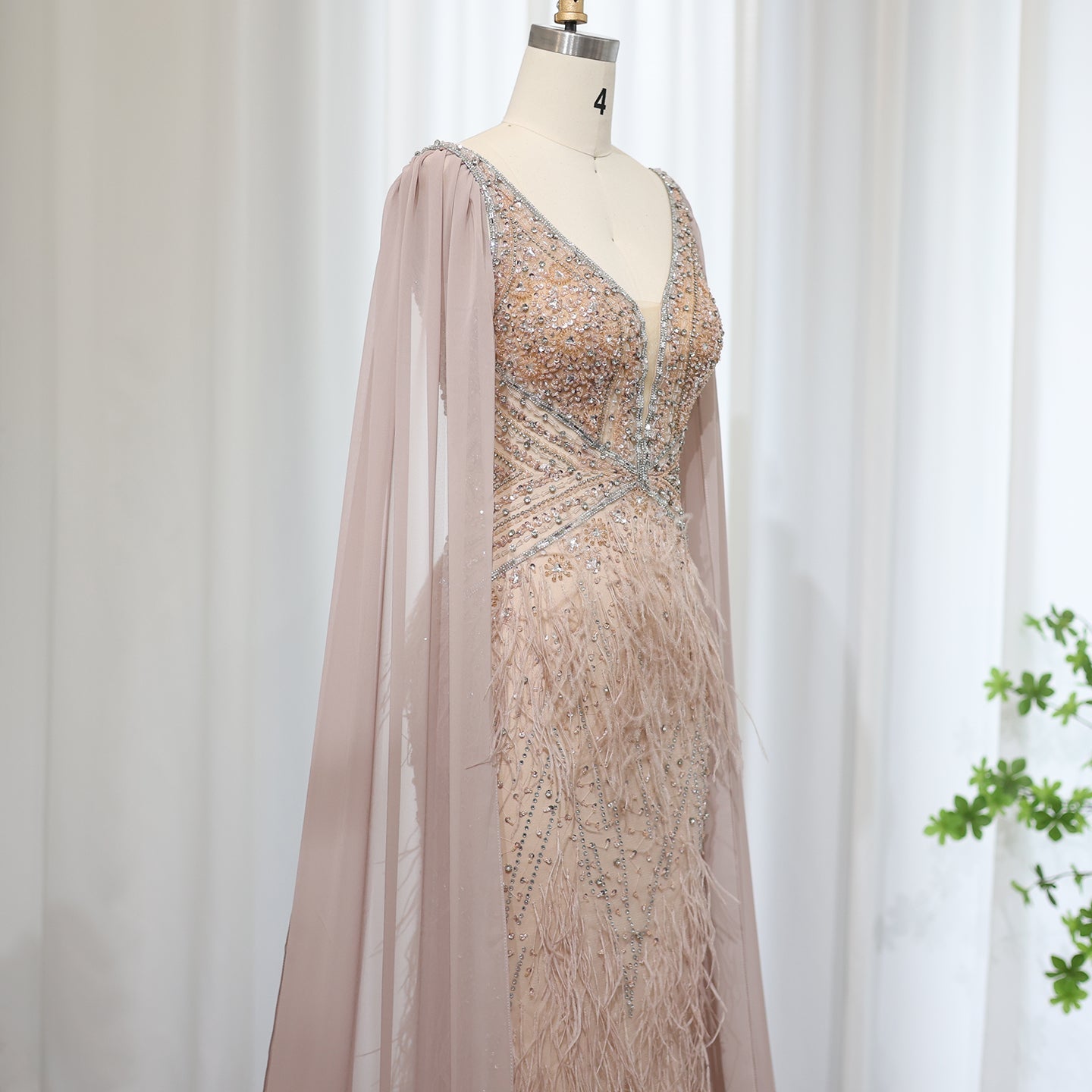 Luxury Feathers Blue Mermaid Evening Dress with Cape Sleeves SS027
