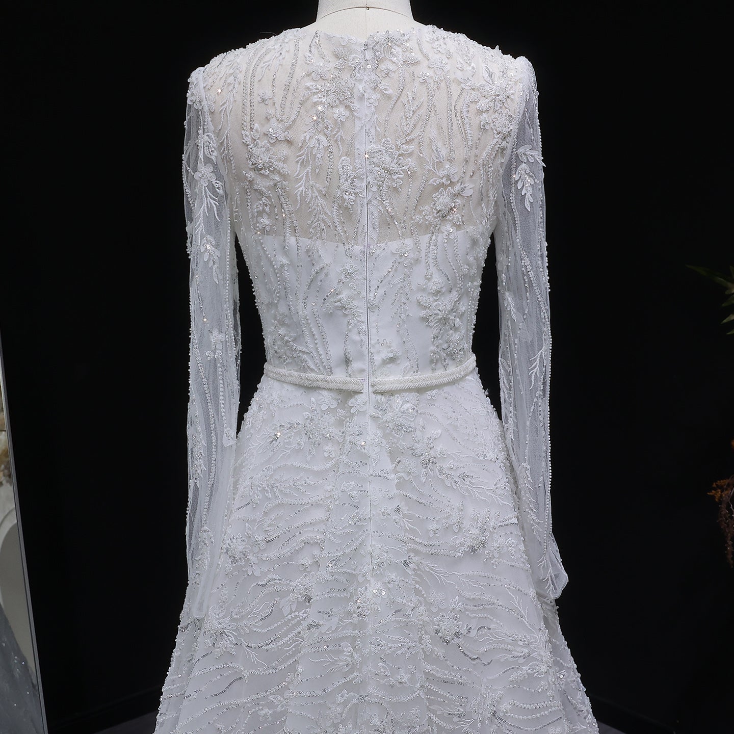 Elegant Sequins Beaded Lace Long Sleeve Wedding Dress SW525
