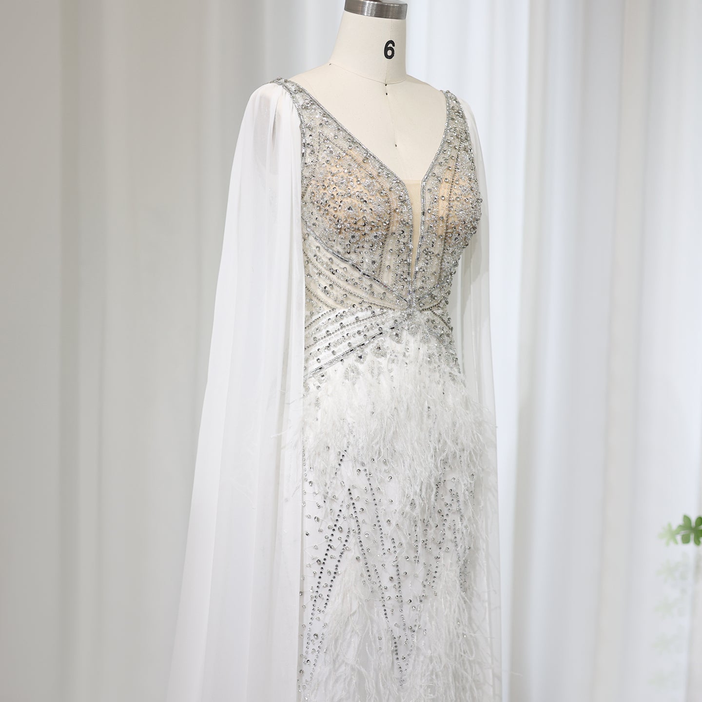Luxury Feathers Blue Mermaid Evening Dress with Cape Sleeves SS027