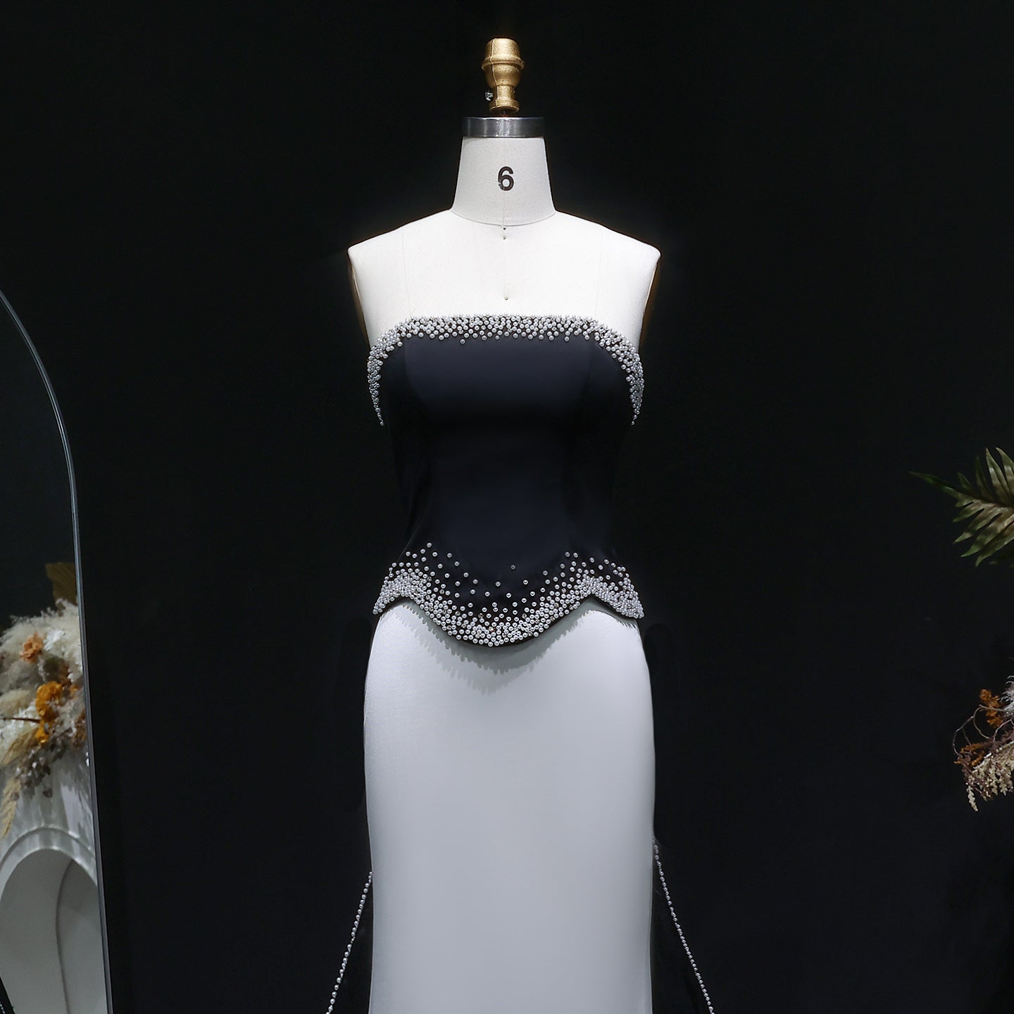 Luxury Black and White Beaded Strapless Evening Dress SF308