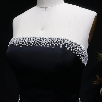 Luxury Black-White Mermaid Evening Dress with Detachable Train SF308