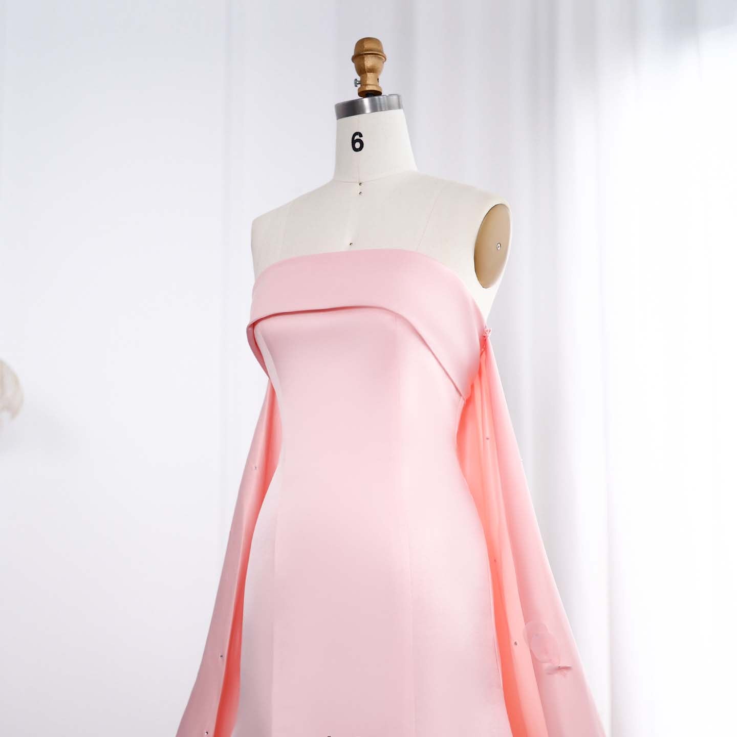 Luxury Crystal 3D Leaves Sage Green Sleeveless Evening Dress with Cape SS449