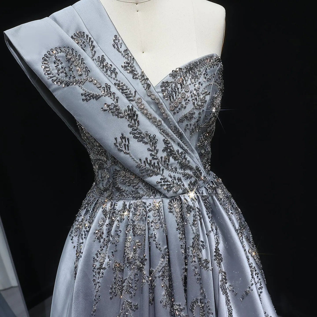 Luxury Gray One-Shoulder Embellished Crystal Evening Dress XD040