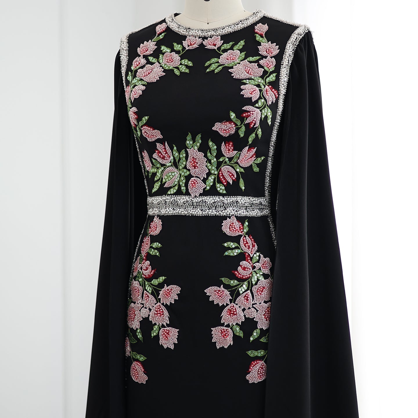 Luxury Embroider Pearls Black Evening Dress with Cape Sleeves SS487