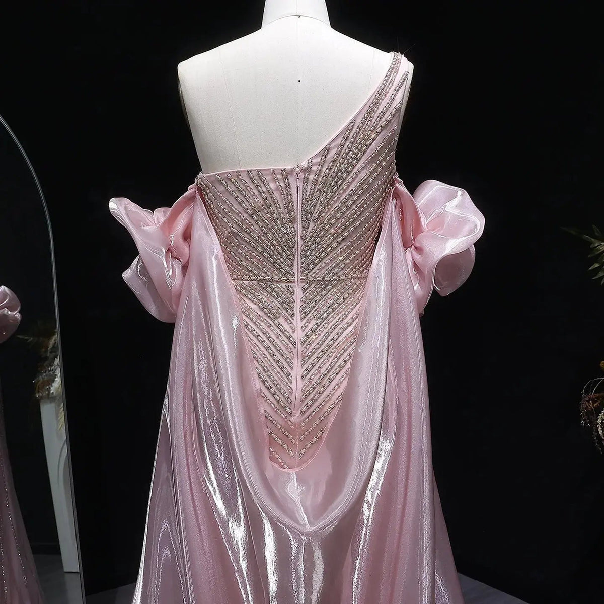 Luxury Dusty Pink Beaded One-Shoulder Fitted Evening Dress with Cape SS016