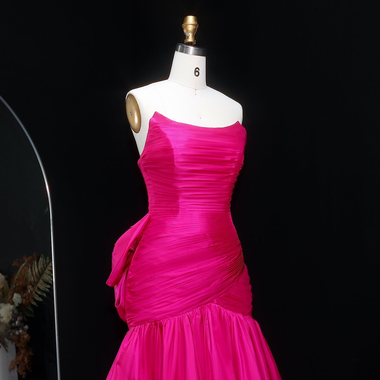 Elegant Black Strapless Mermaid Evening Dress with Bow SF475