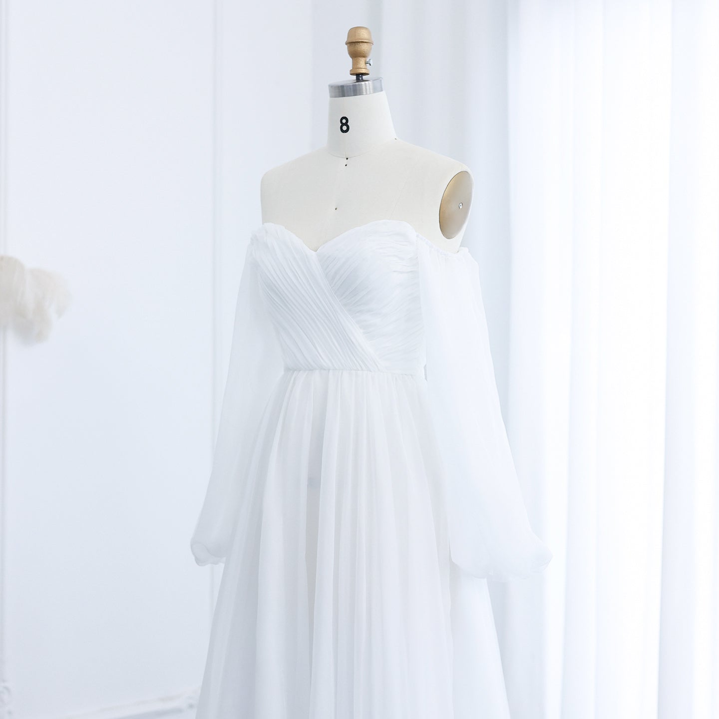Elegant White Long Sleeves A-Line Evening Dress with Train SF360