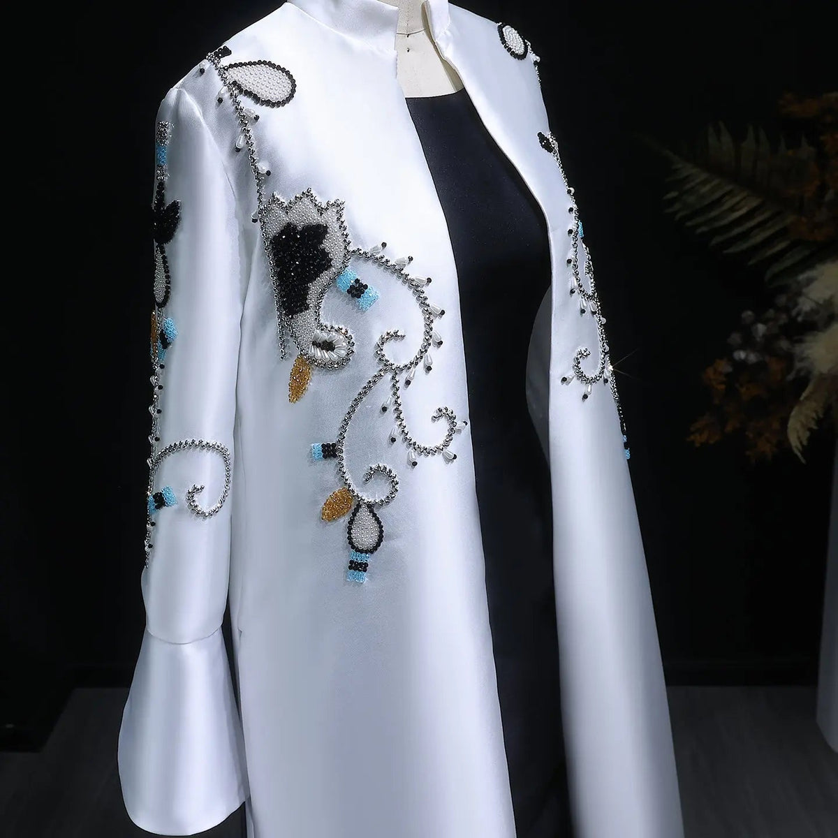 Elegant Black White Mandarin-Collar Pearl Embroidered Evening Dress XD028