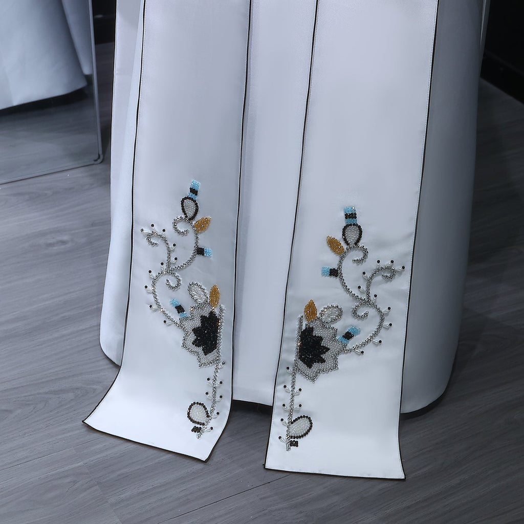 Black White Elegant Mandarin-Collar Pearl Embroidered Evening Dress XD028