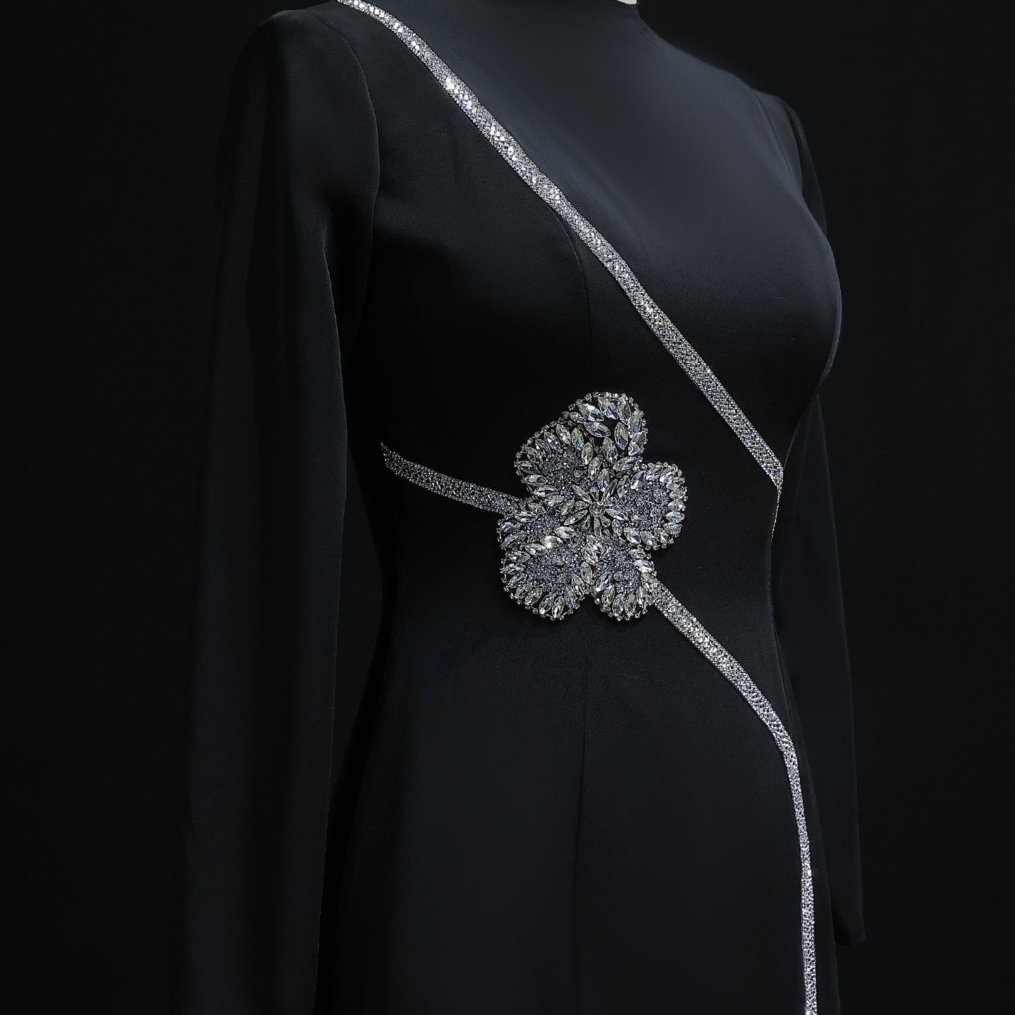 Elegant Crystal Black Long Sleeves Satin Evening Dress SF350