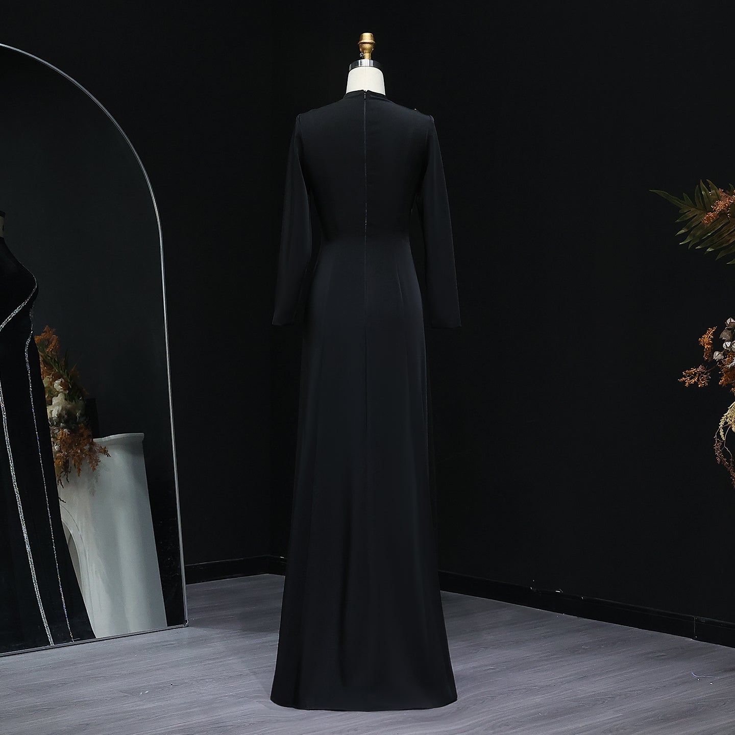 Elegant Crystal Black Long Sleeves Satin Evening Dress SF350