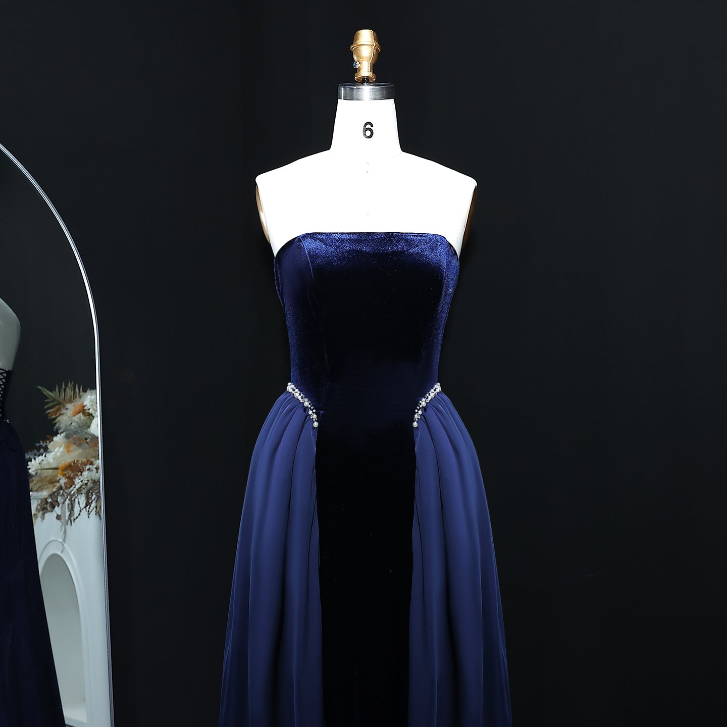 Elegant Black Strapless Evening Dress with Overskirt SF534