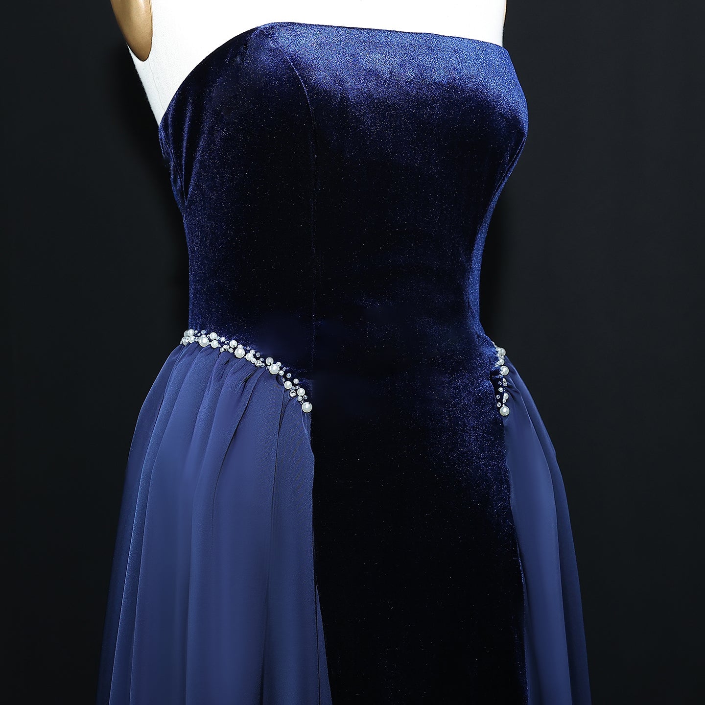 Elegant Black Strapless Evening Dress with Overskirt SF534