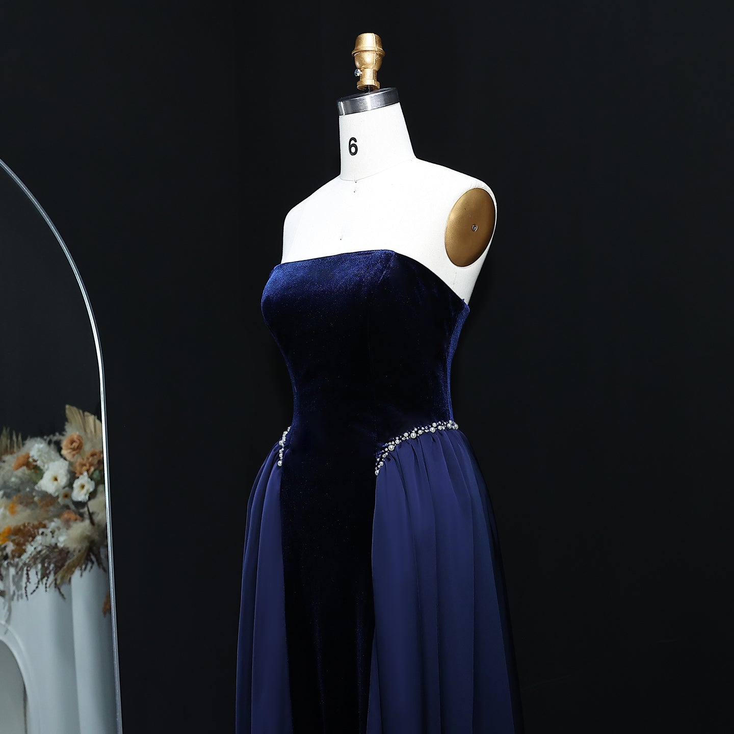 Elegant Black Strapless Evening Dress with Overskirt SF534