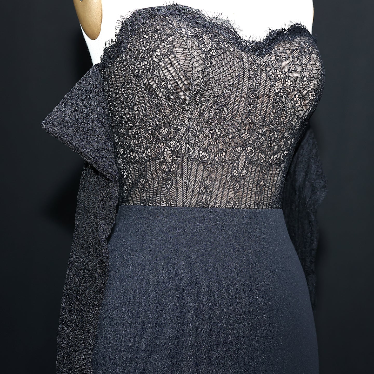 Elegant Lace pattern Sweetheart Black Evening Dress with Gloves SF216