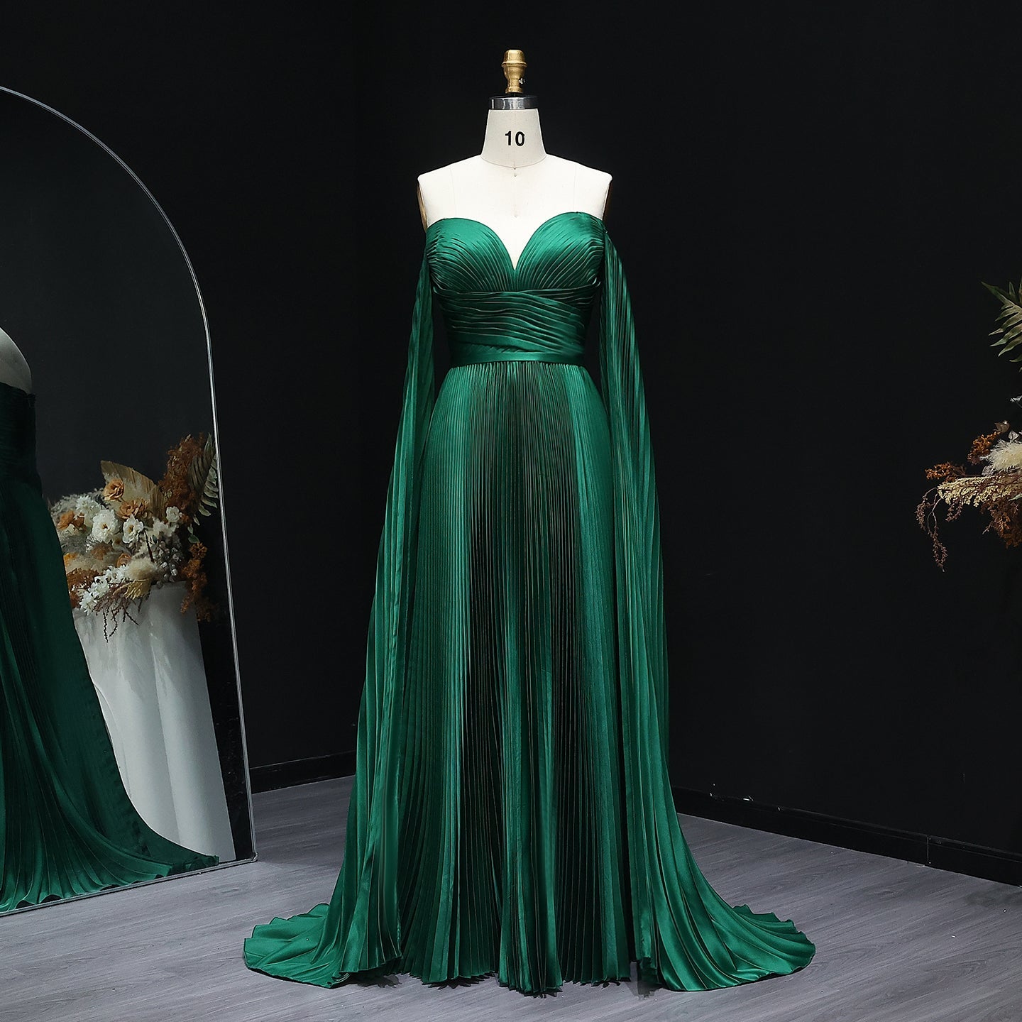Luxury Emerald Green A-Line Evening Dress with Cape Sleeves SF210