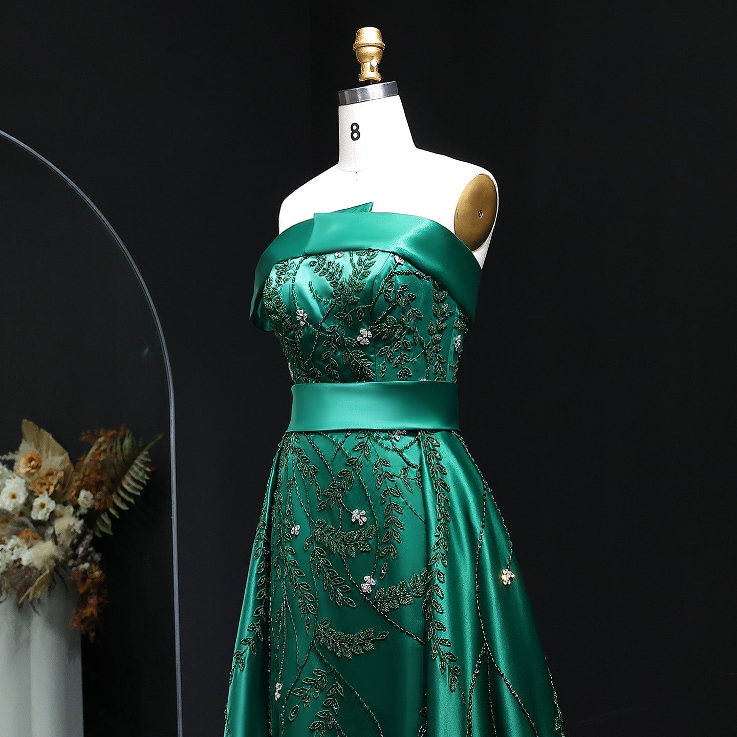 Elegant Emerald Green Beaded Embroidered Evening Dress with Overskirt XD012