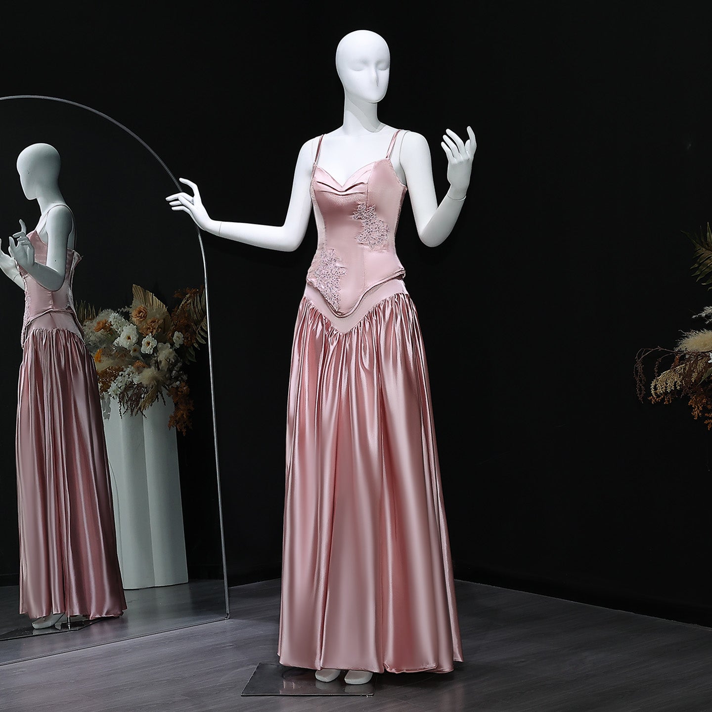 Luxury Pink Satin Spaghetti Strap Embroidery Evening Dress SF450