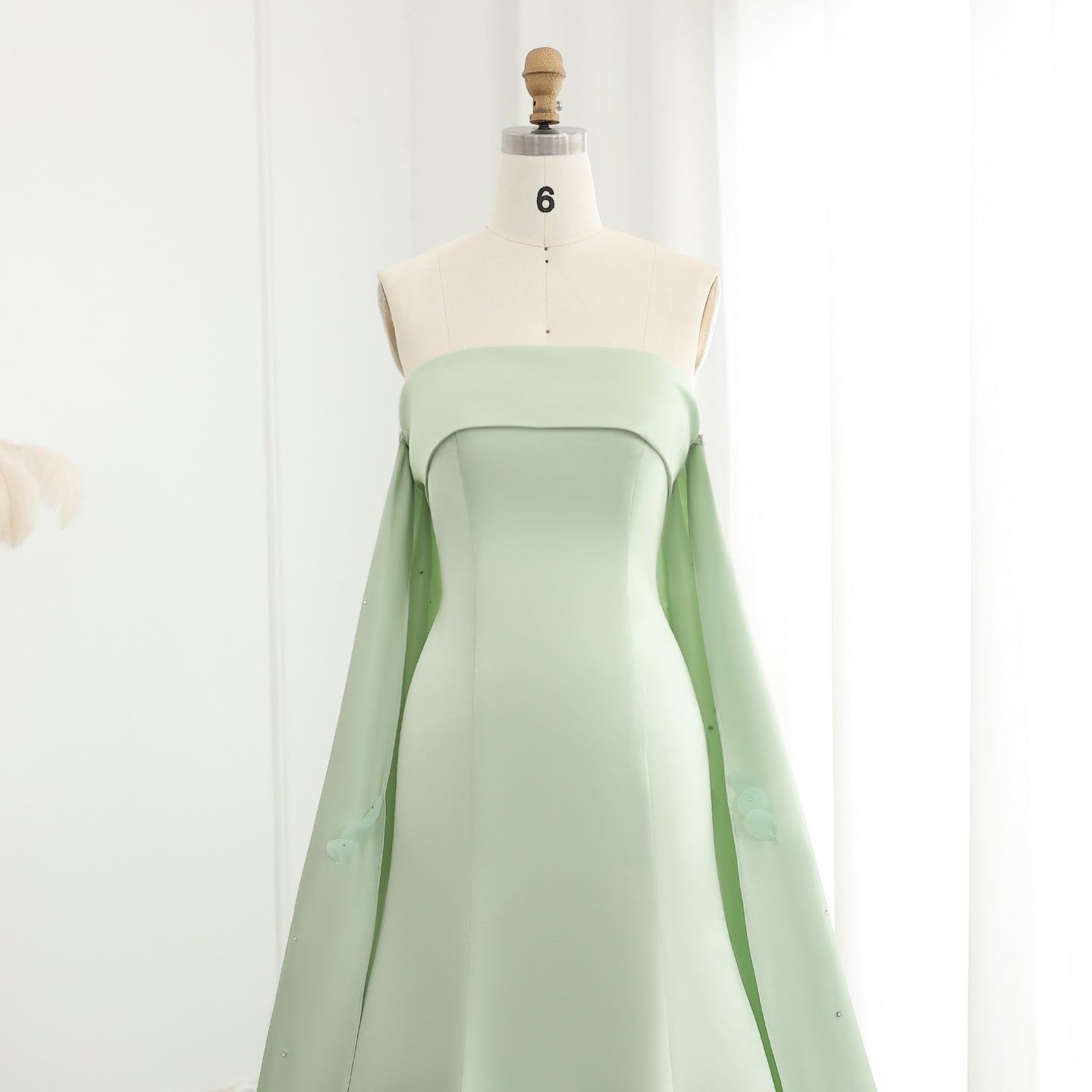 Luxury Crystal 3D Leaves Sage Green Sleeveless Evening Dress with Cape SS449