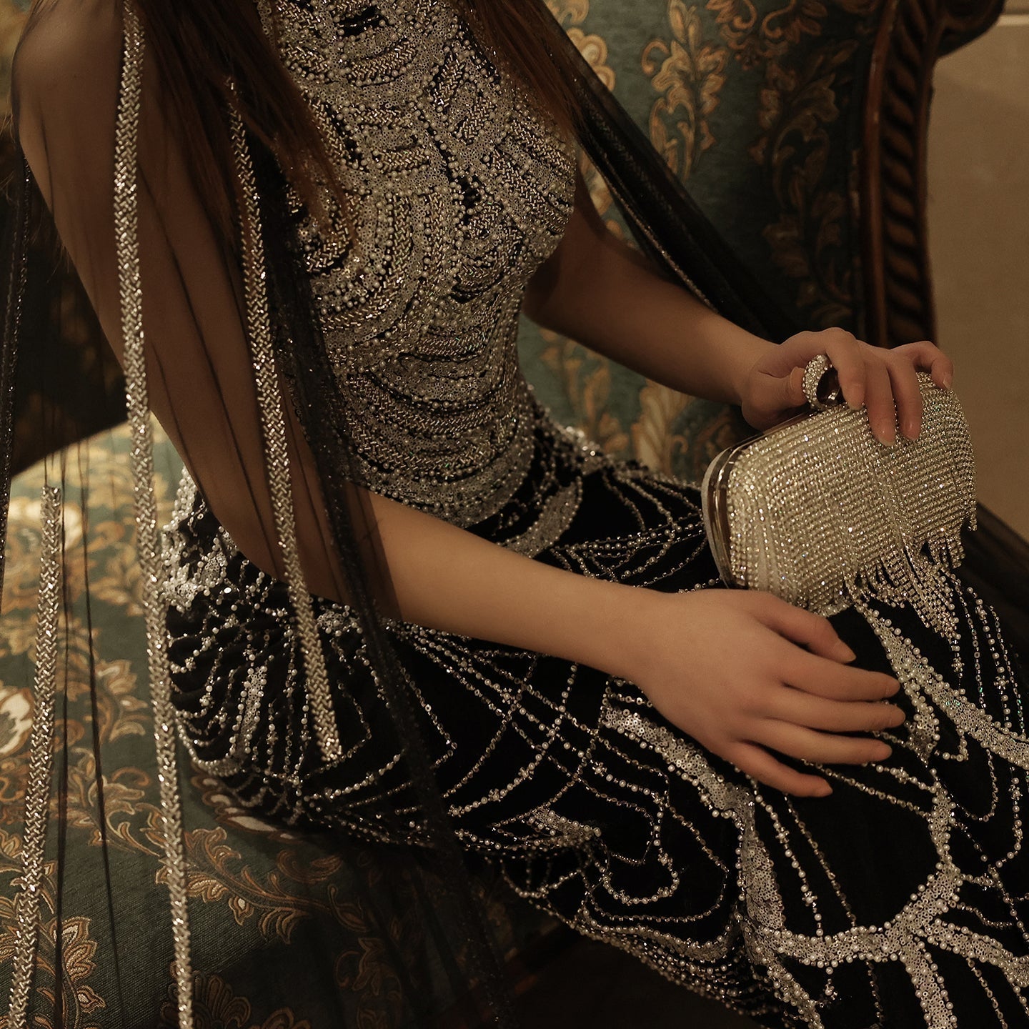 Luxury Pearls Black Evening Dresses with Cape Sleeves SS209