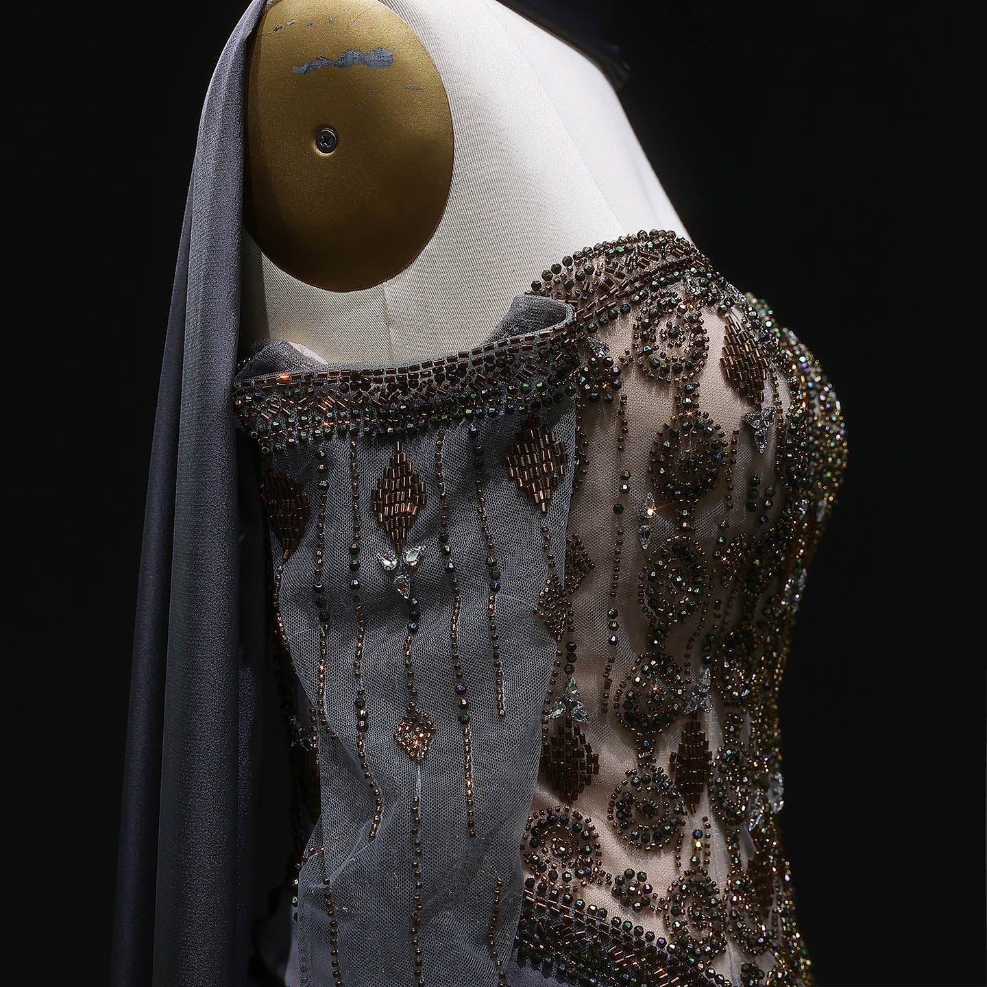Luxury Gray Crystal Embellished Fitted Evening Dress with Cape SS564
