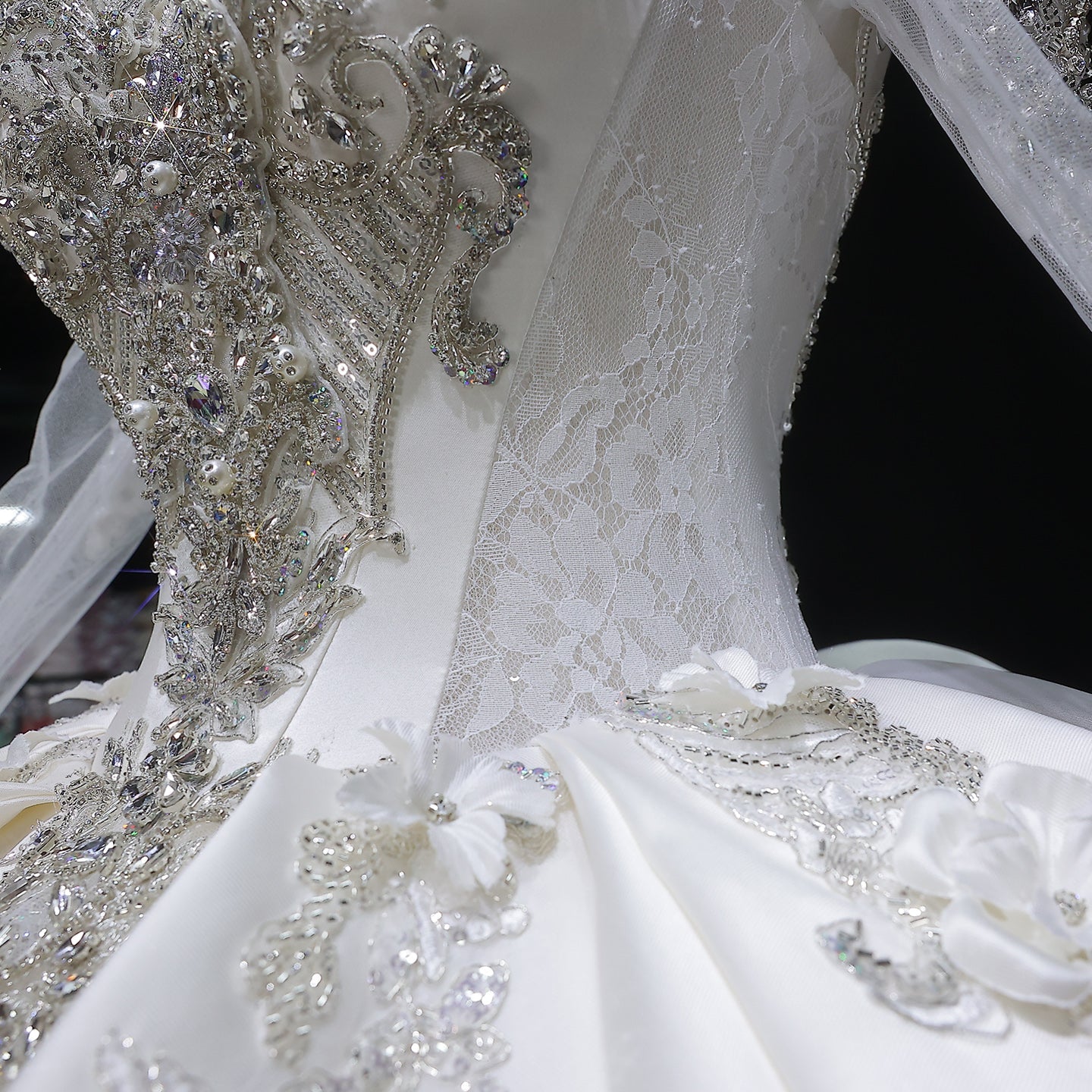 Luxury Satin 3D Floral Embroidery Long Sleeve Wedding Dress SW601