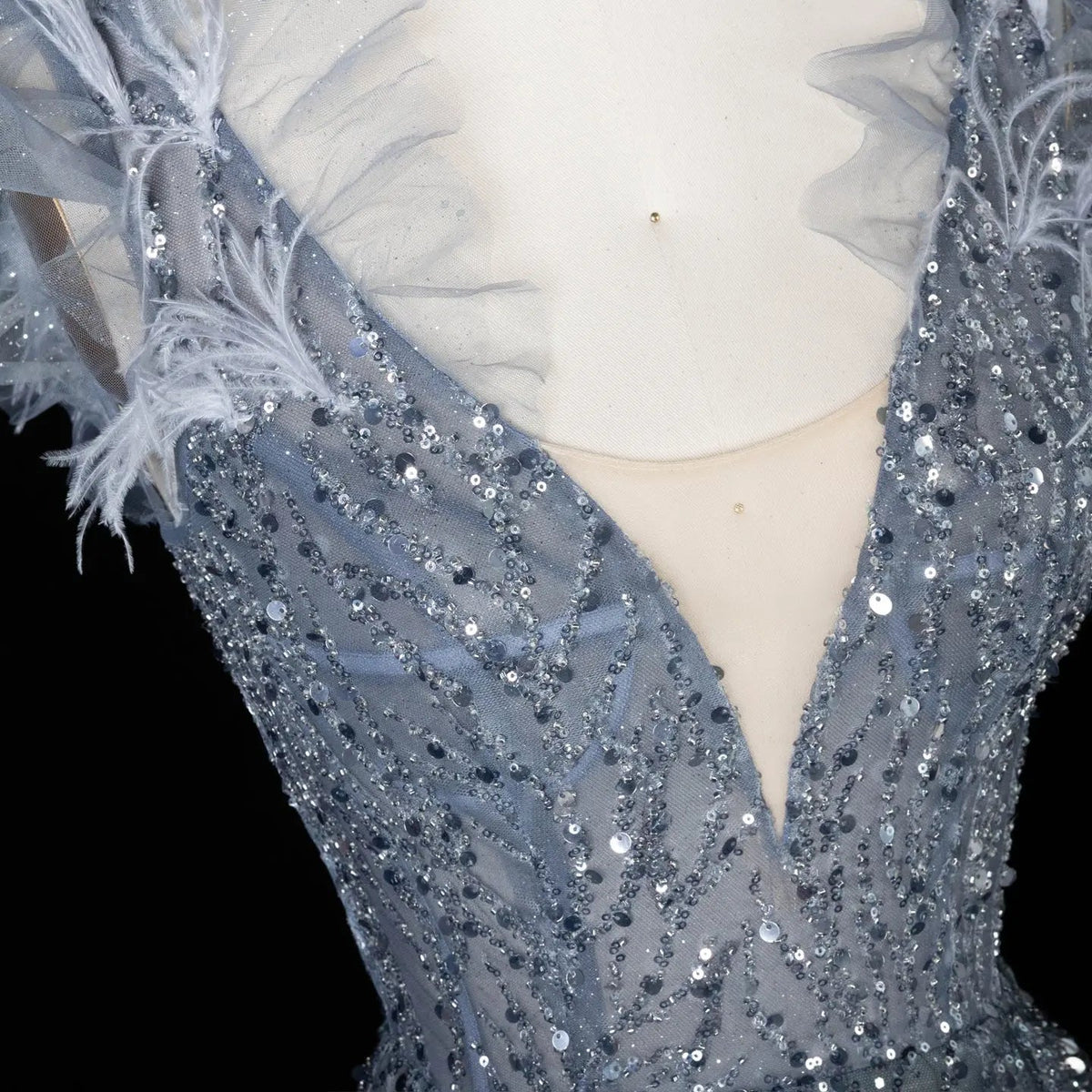 Luxury V-Neck Beaded Blue Feathers Evening Dress SS335