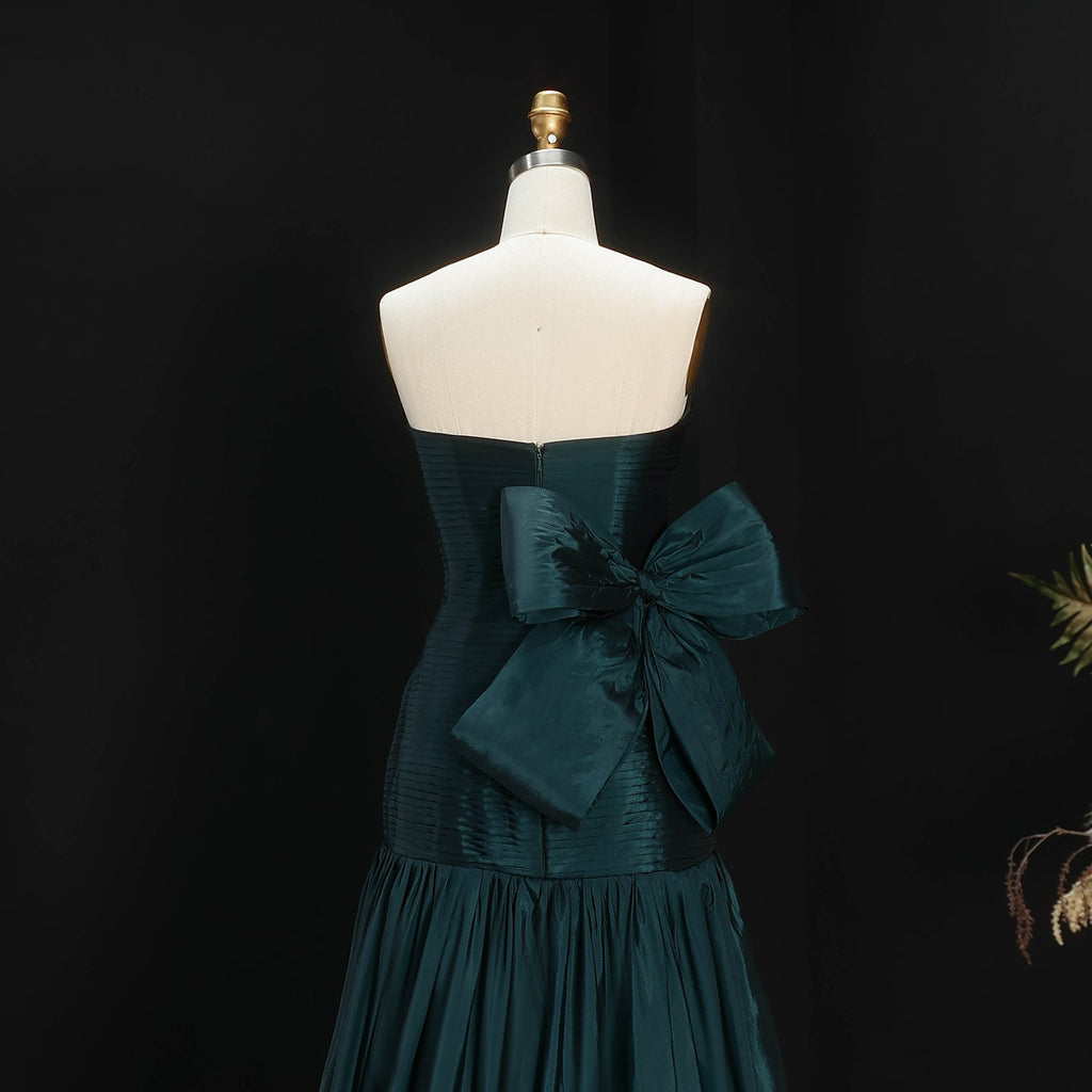 Elegant Black Strapless Mermaid Evening Dress with Bow SF475