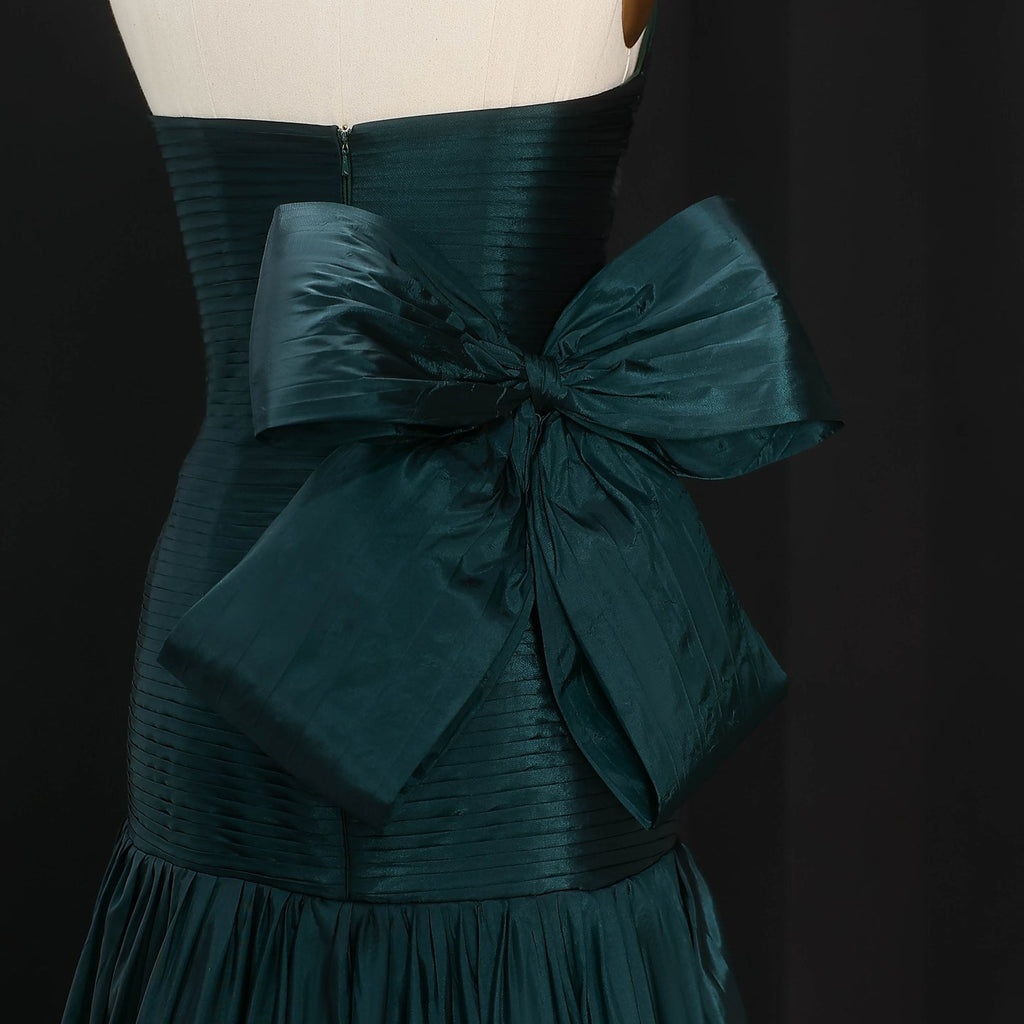 Elegant Black Strapless Mermaid Evening Dress with Bow SF475