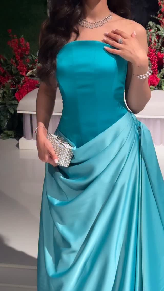 Luxury Turquoise Satin Draped Draped Evening Dress SF058