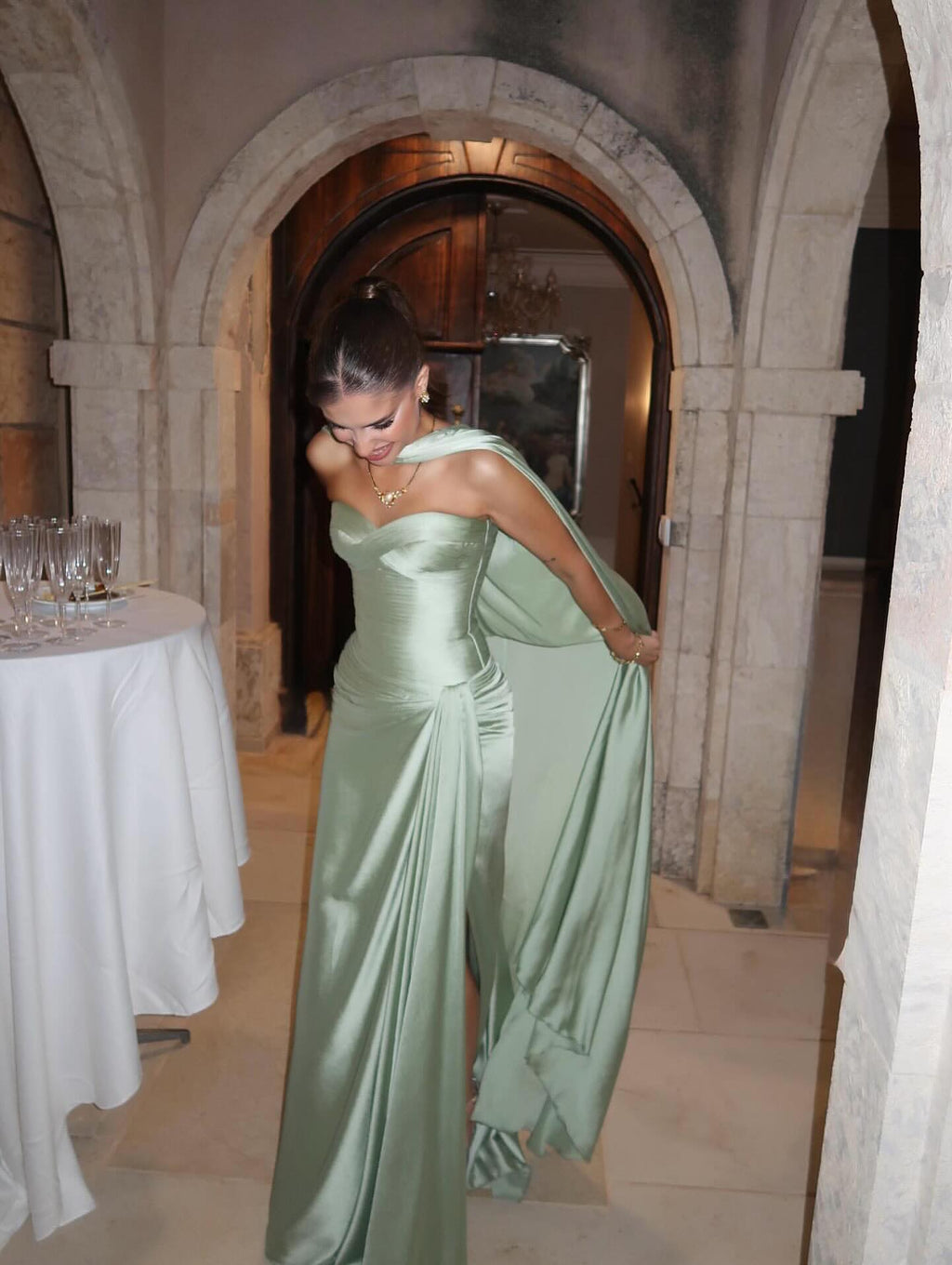 Luxury Mint Green Sweetheart Satin Evening Dress with Cap SF157