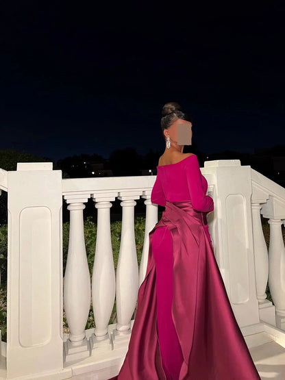 Romantic Off-the-Shoulder Evening Dress with Fitted Bodice and Dramatic Train SF318