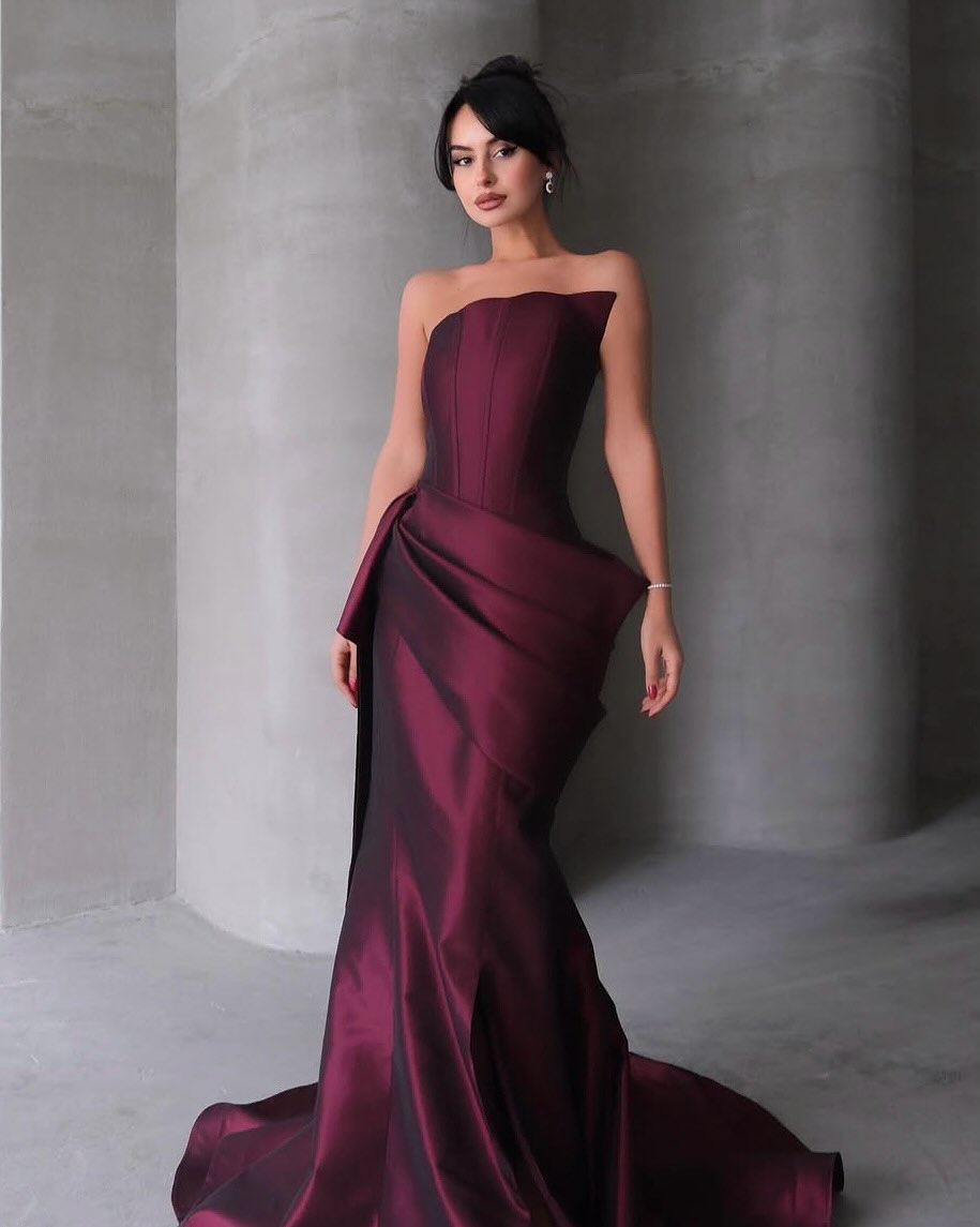 Luxury Burgundy Satin Strapless Draped Train Evening Dress SF494