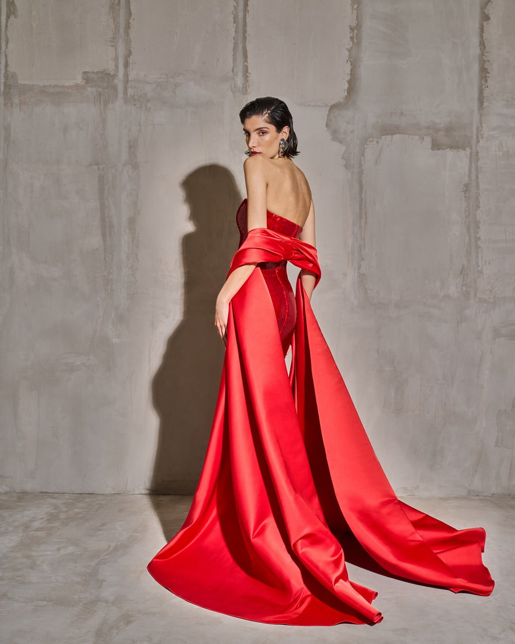 Luxury Red Sequin Mermaid Back-Slit Evening Dress with Cape SF436