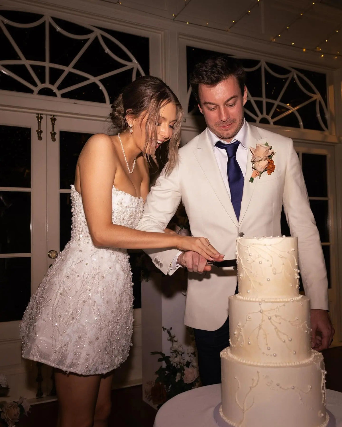 Luxury White Sparkle Sequined Bead Embellished Tube Sheath Wedding Dress SW730
