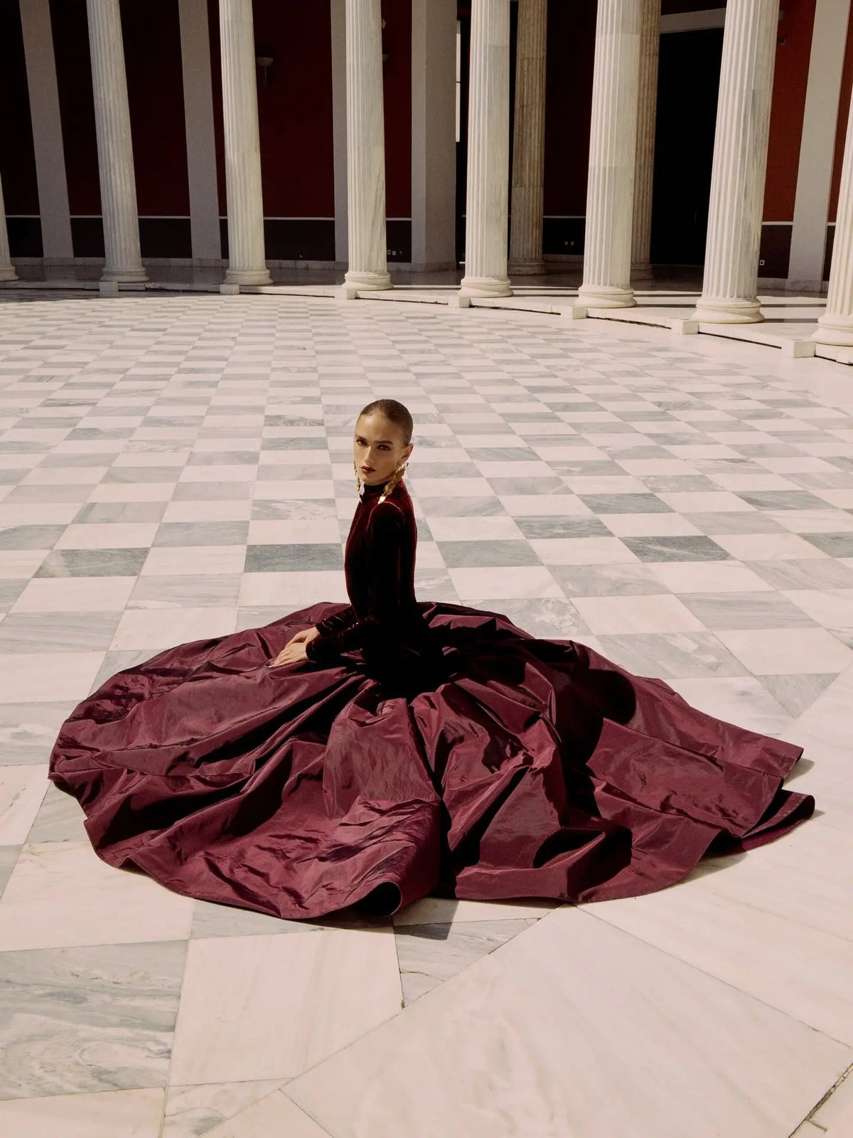 Luxury Burgundy Ruffles Ball Gown Evening Dress SF441