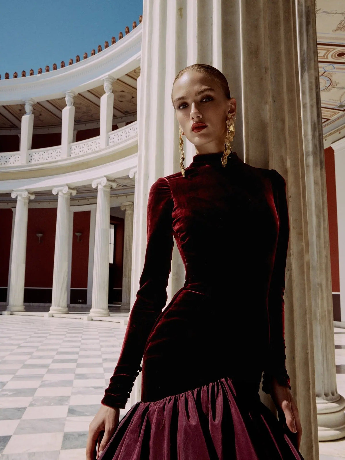 Luxury Burgundy Ruffles Ball Gown Evening Dress SF441