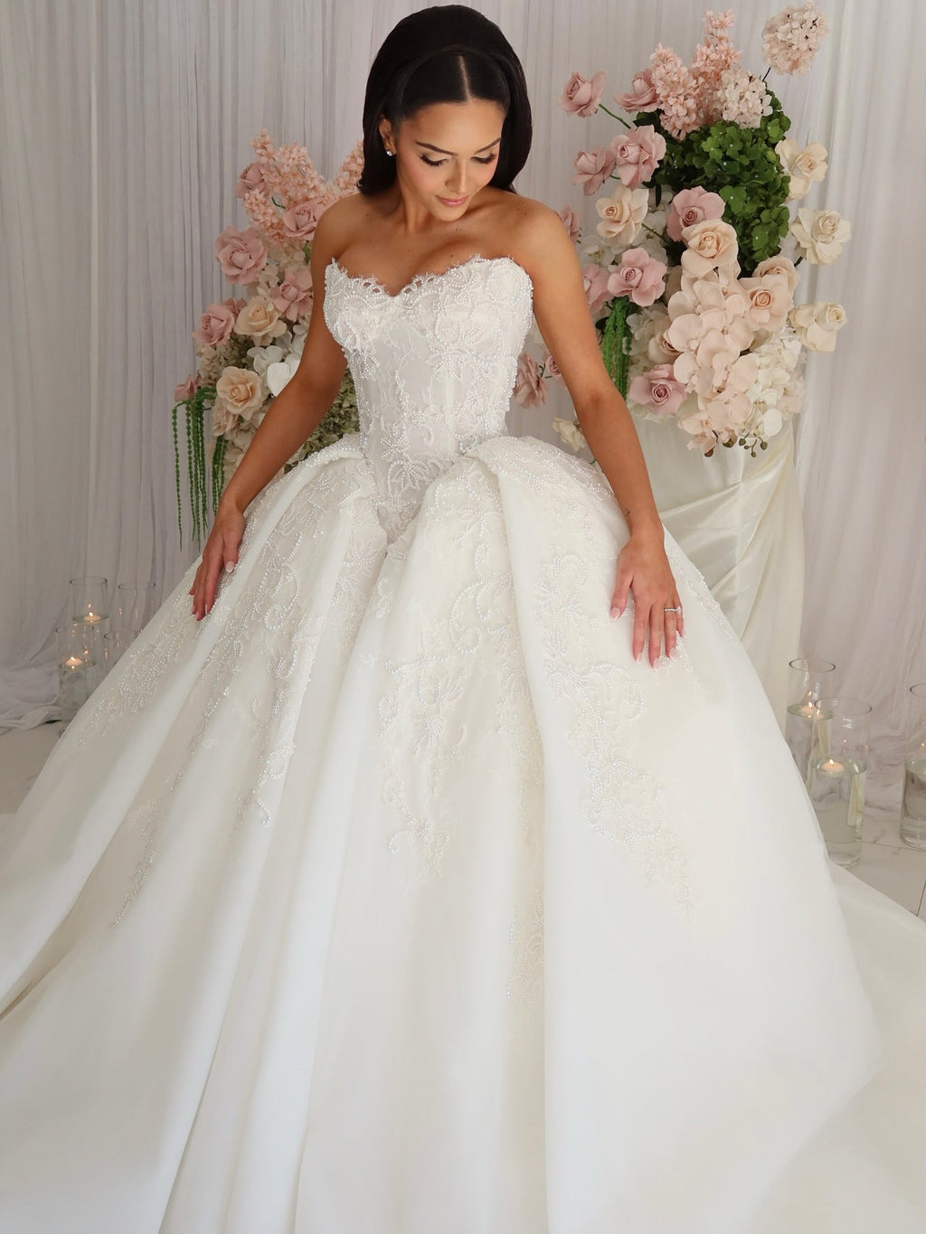 Luxury Classic Ball Gown Pearl Lace Bridal Wedding Dress SW571