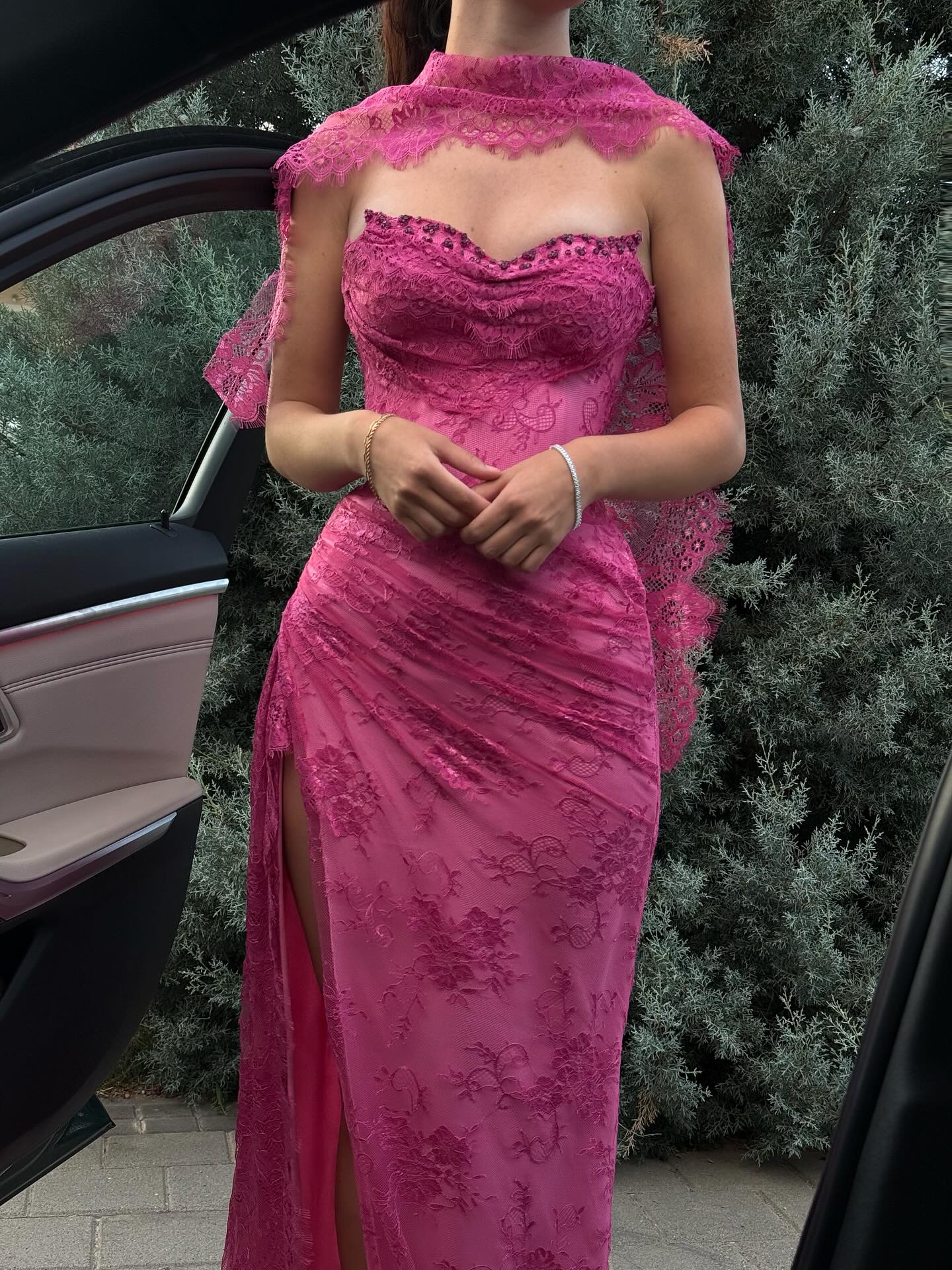 Glamorous Fuchsia Lace High Slit Mermaid Evening Dress with Scarf SF525