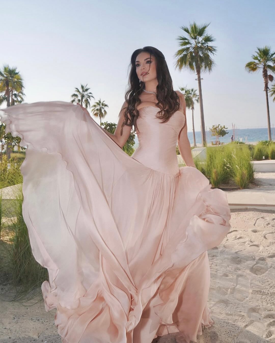 Luxury Nude Pink Strapless Ruched Tulle Evening Dress SF024