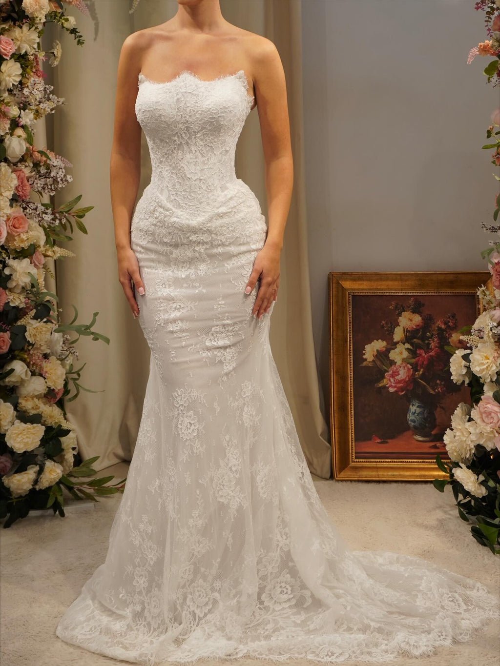 Luxury Strapless Lace Mermaid Wedding Dress With Veil SW549