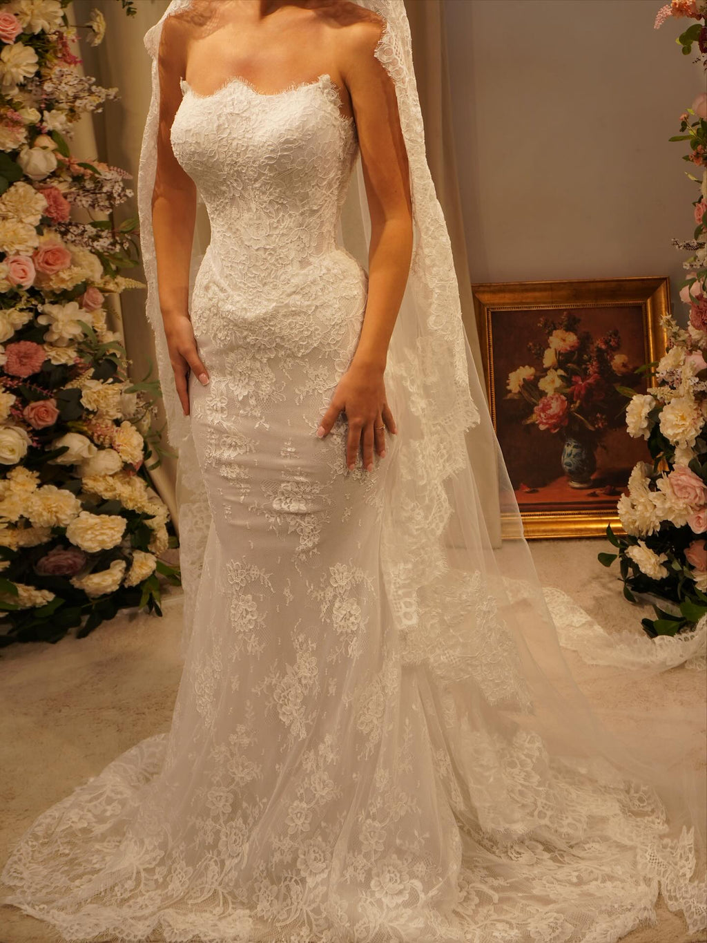 Luxury Strapless Lace Mermaid Wedding Dress With Veil SW549