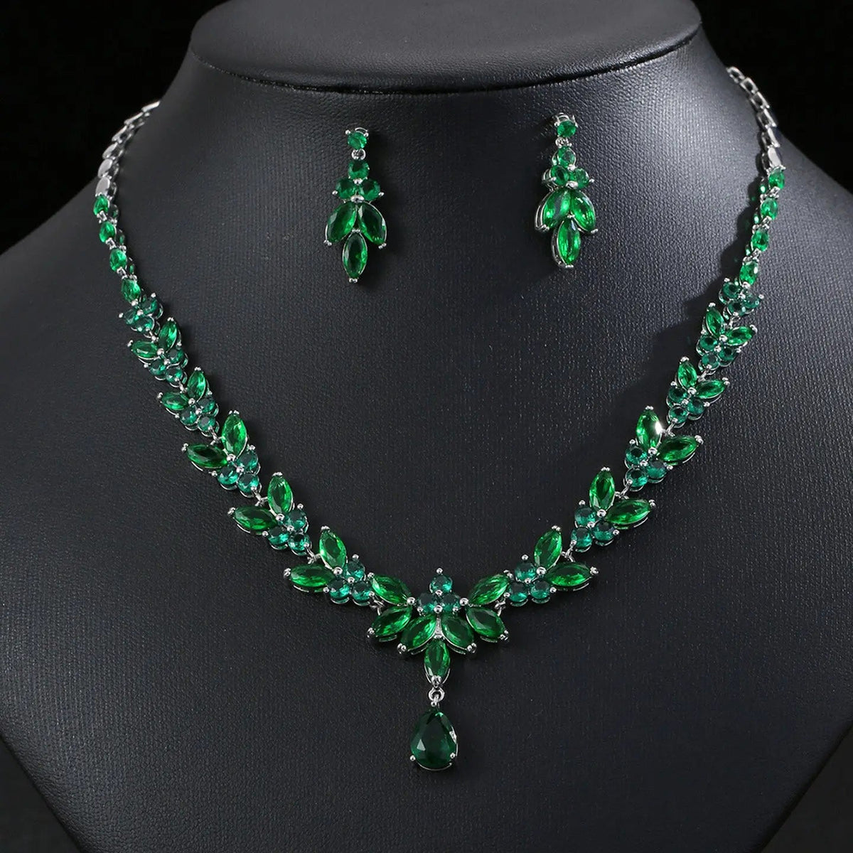 Fashionable Zircon Necklace and Earrings Set JW002