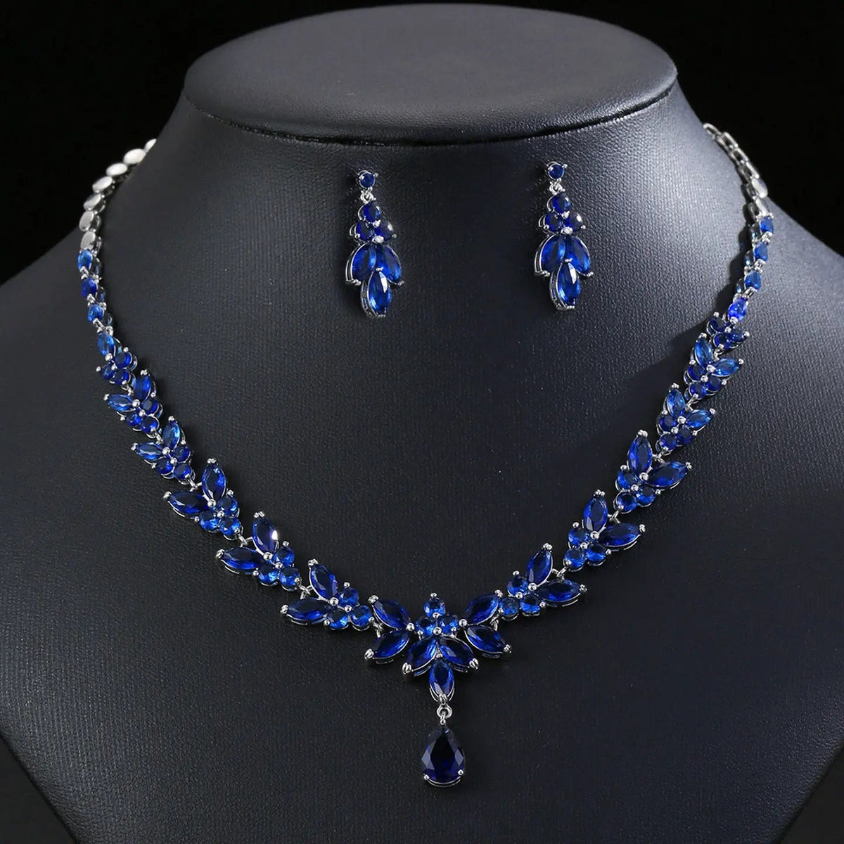 Fashionable Zircon Necklace and Earrings Set JW002